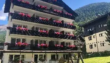 Adonis (Zermatt)
