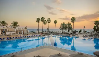 Adora Hotel & Resort 