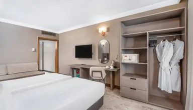 Adora Hotel & Resort 