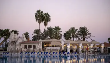 Adora Hotel & Resort 