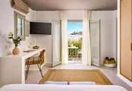 Adorno Beach Hotel & Suites