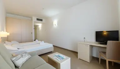 Adria Biograd