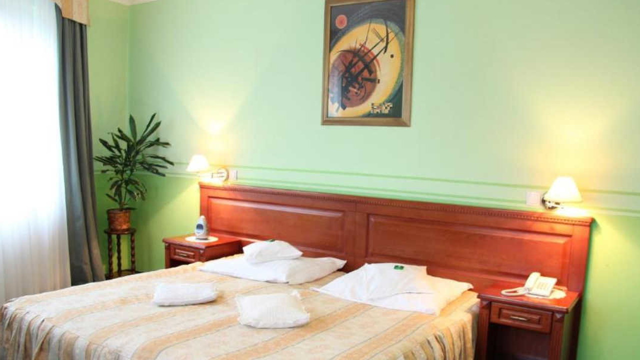 Adriano SPA