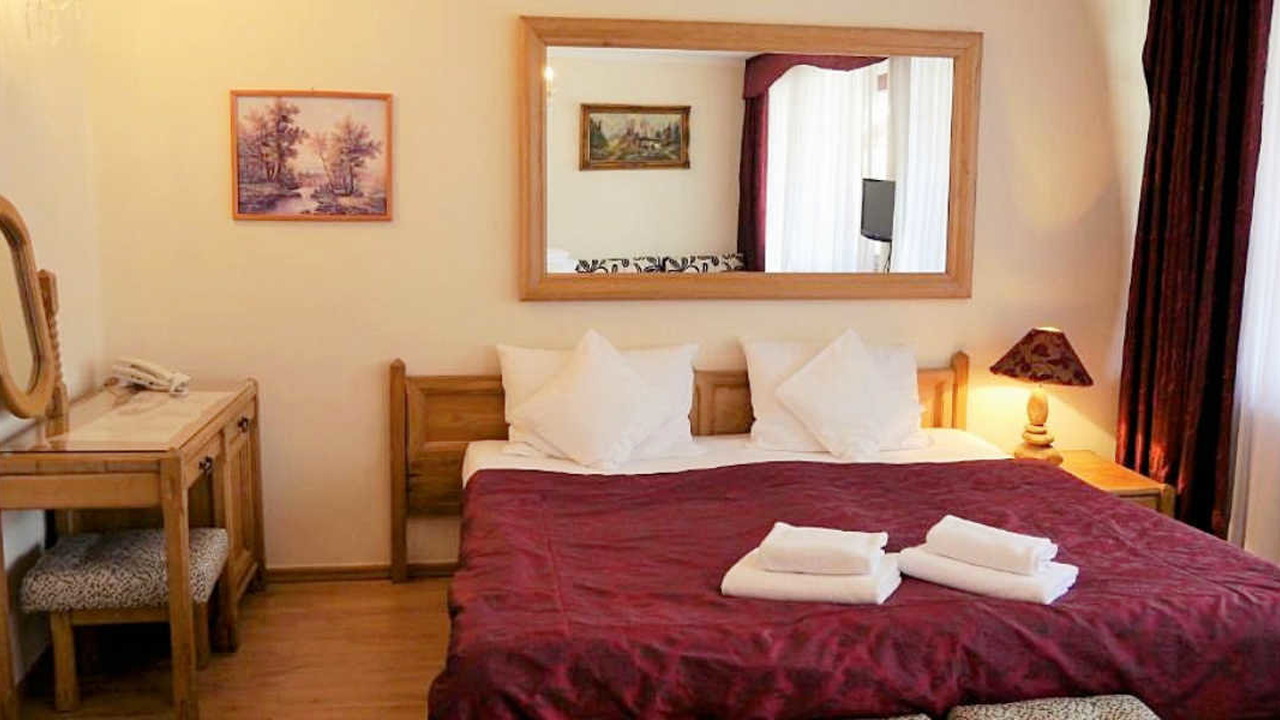 Adriano SPA