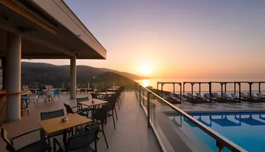 Aeolis Thassos Palace