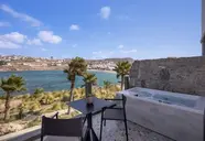 Aeonic Suites & Spa