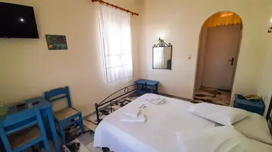 Agia Anna Hotel