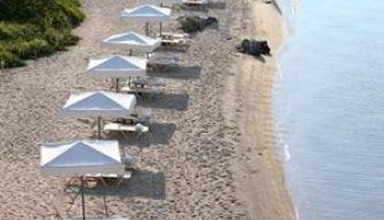Agionissi Resort