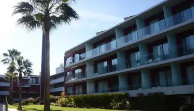 Agua Riverside