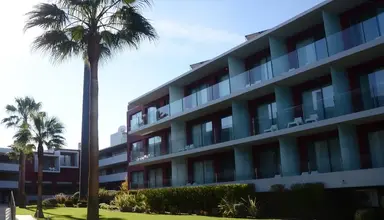 Agua Riverside