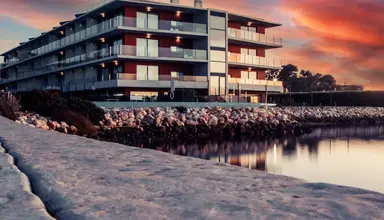 Agua Riverside
