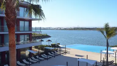 Agua Riverside