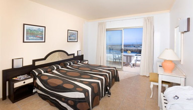 Aguamarina Golf Apartments