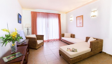 Aguamarina Golf Apartments