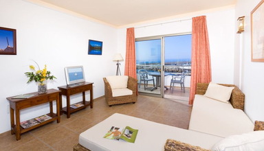 Aguamarina Golf Apartments