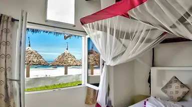 AHG Dream's Bay Beach