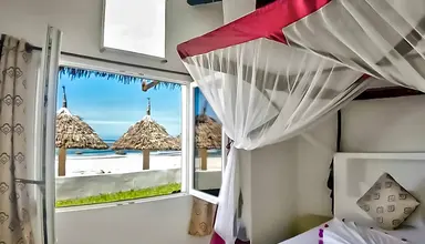 AHG Dream's Bay Beach