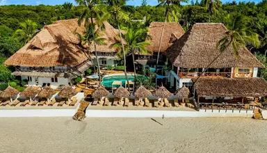 AHG Dream's Bay Beach
