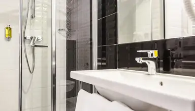 Air Hotel