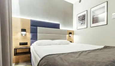 Air Hotel
