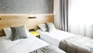 Air Hotel