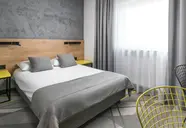 Air Hotel