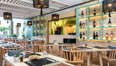 Airis Boutique & Suites