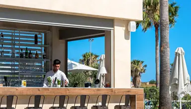 Airis Boutique & Suites