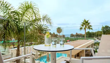 Airis Boutique & Suites