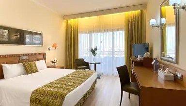 Ajax Hotel