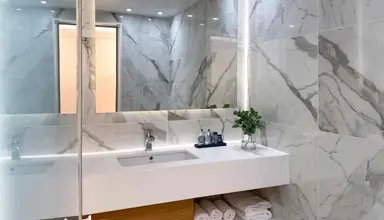 Ajax Hotel