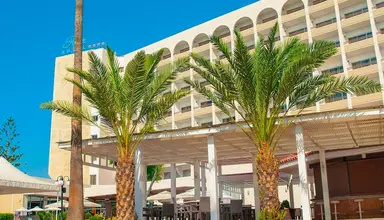 Ajax Hotel