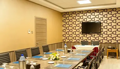 Ajax Hotel