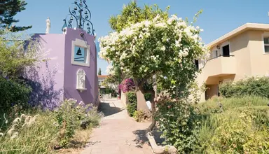 Akamanthea Holiday Village