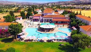 Akamanthea Holiday Village