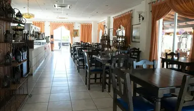 Akamanthea Holiday Village