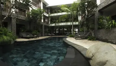 Akana Boutique