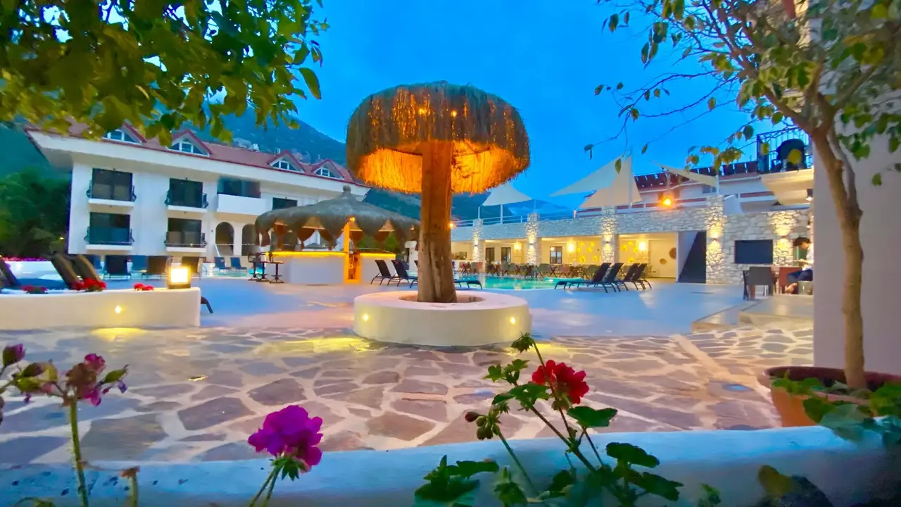 Akdeniz Beach