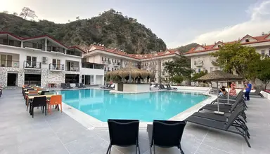 Akdeniz Beach