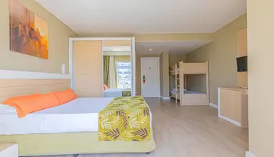 Akdora Elite