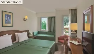 Akka Claros