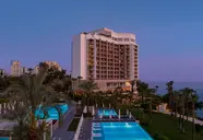 Akra Hotel