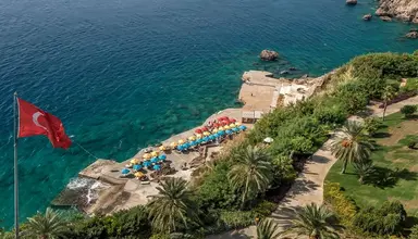 Akra Hotel