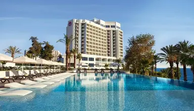 Akra Hotel
