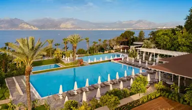 Akra Hotel