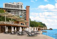 Akra Hotel