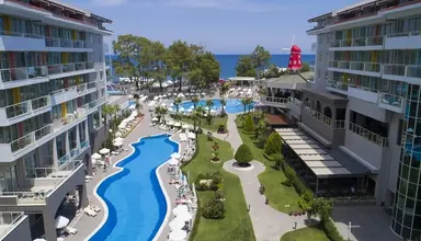 Akra Kemer