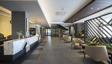 Akra Kemer