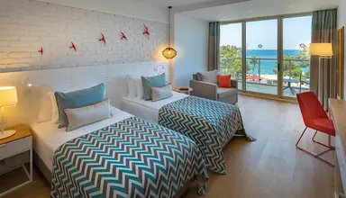 Akra Kemer