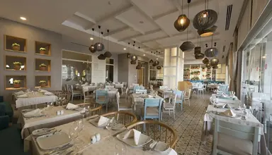 Akra Kemer